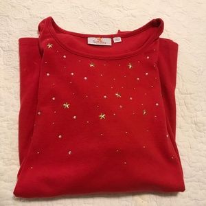 QF red short sleeve  v-neck t-shirt with gold stars & clear rhinestones (2X)
